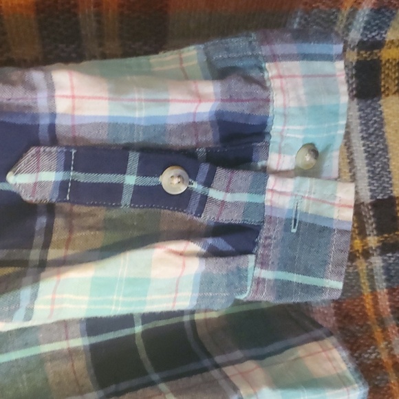 2/$8 👕 Sonoma Flannel Shirt - Picture 3 of 4